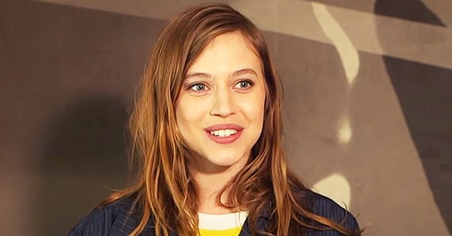  Lou de Laâge as Eugénie Cléry