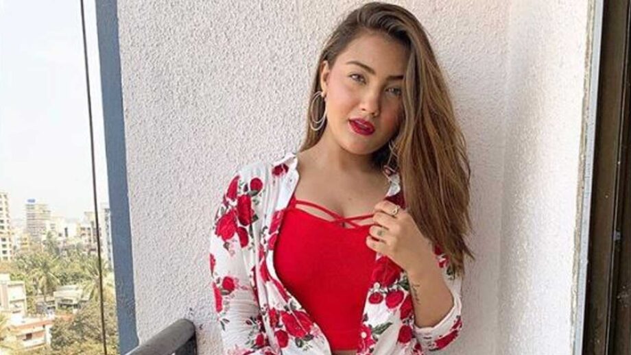 Aashika Bhatia Biography, Height, Weight, Age, Instagram, Boyfriend, Family, Affairs, Salary, Net Worth, Facts & More