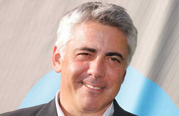 Adam Arkin as Darius