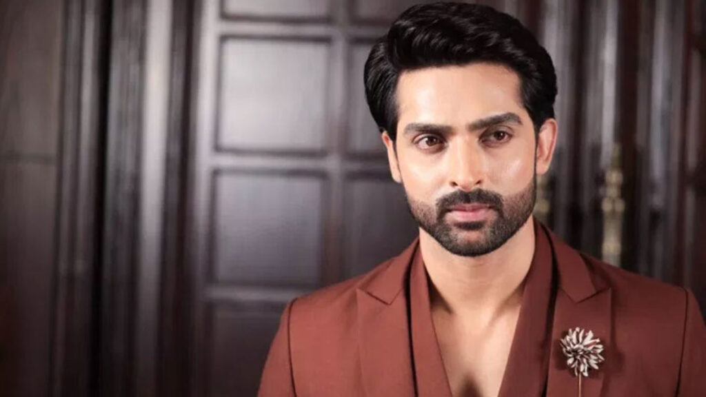 Adhvik Mahajan Biography, Height, Age, TV Serials, Wife, Family, Salary, Net Worth, Awards, Photos, Facts & More