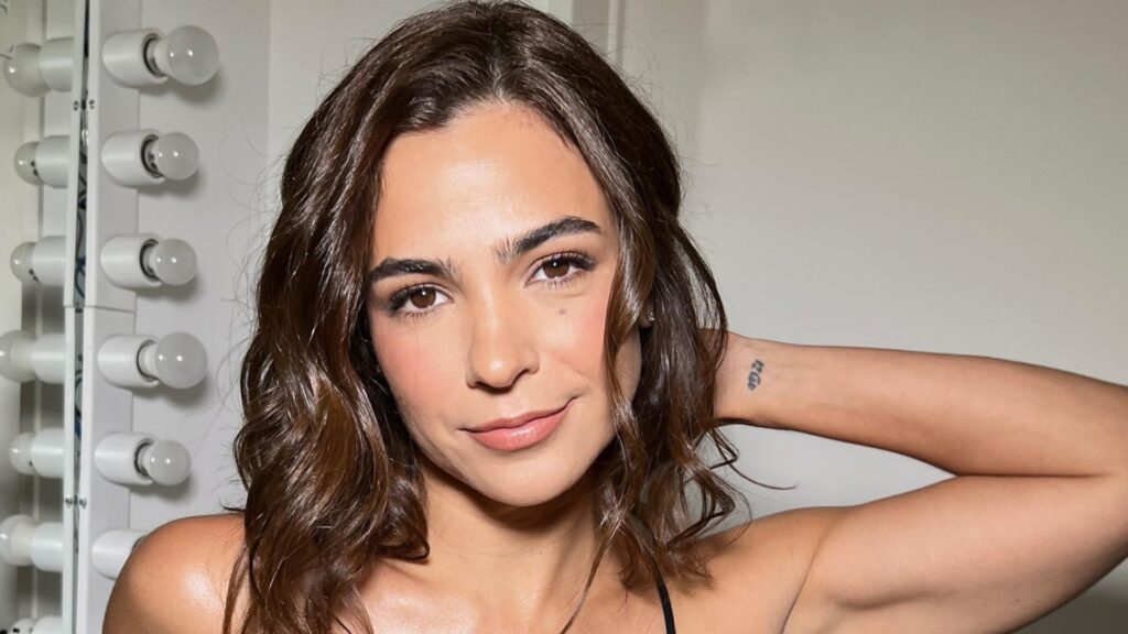 Chiquititas: Review, Story, Cast, Episodes, Release Date, Budget & More Agustina Cherri as Milagros Urién