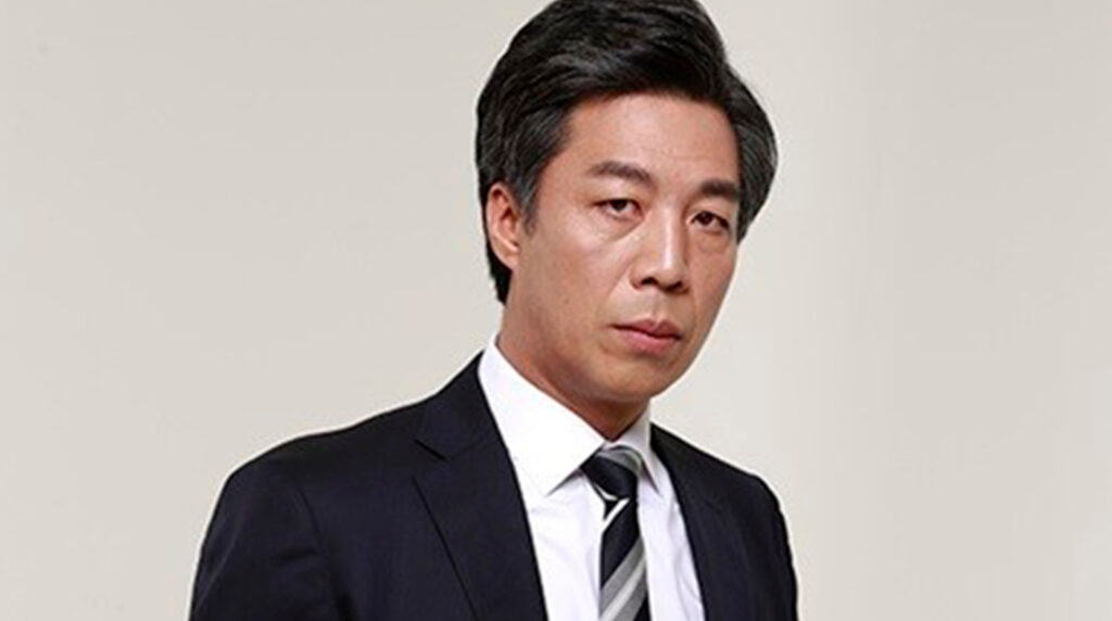 Tale of the Nine Tailed: Review, Story, Cast, Episodes, Release Date, Budget & More Ahn Gil-kang as Hyunuiong