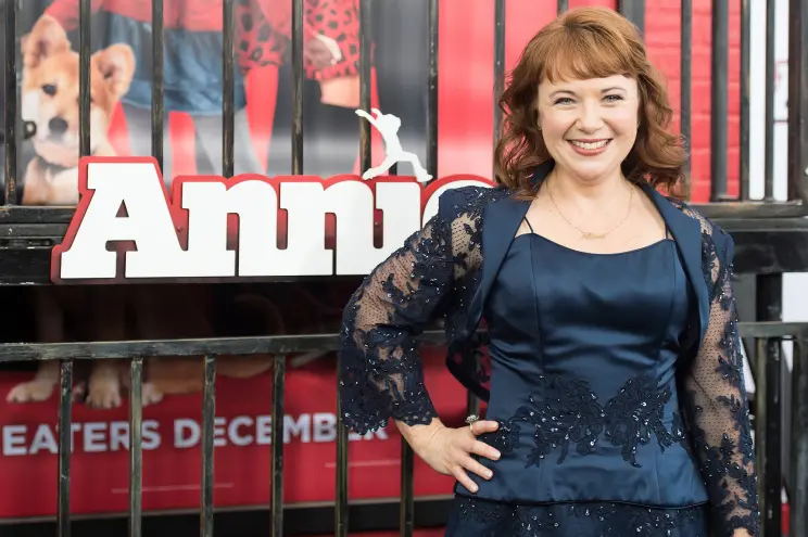 Aileen Quinn Biography, Height, Weight, Age, Movies, Husband, Family, Salary, Net Worth, Facts & More