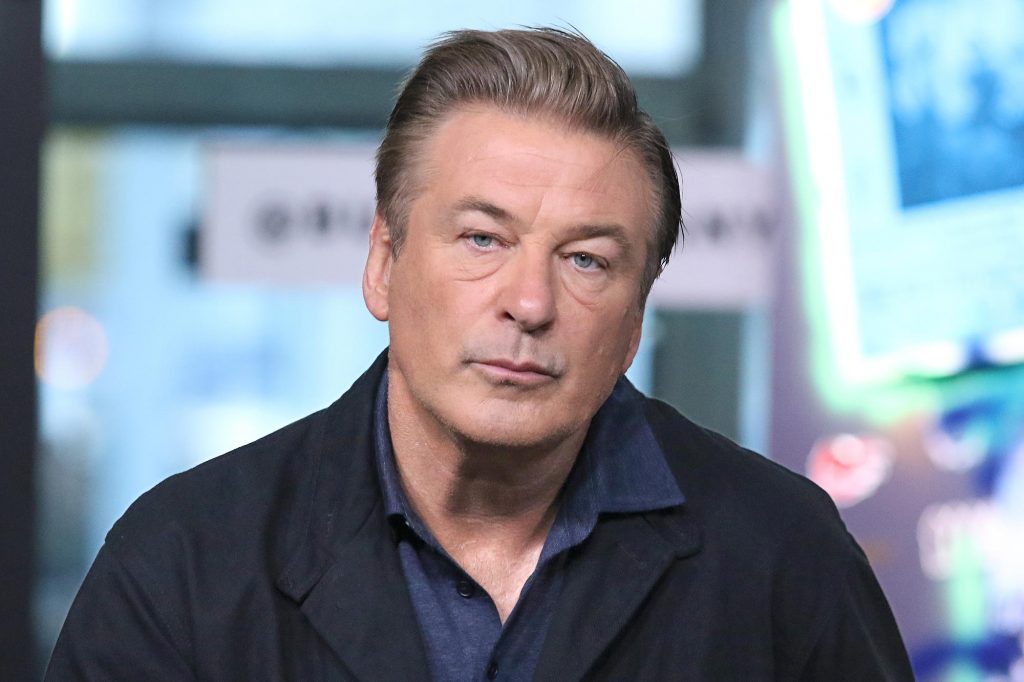 Alec Baldwin Biography, Height, Weight, Age, Movies, Wife, Family, Salary, Net Worth, Facts & More