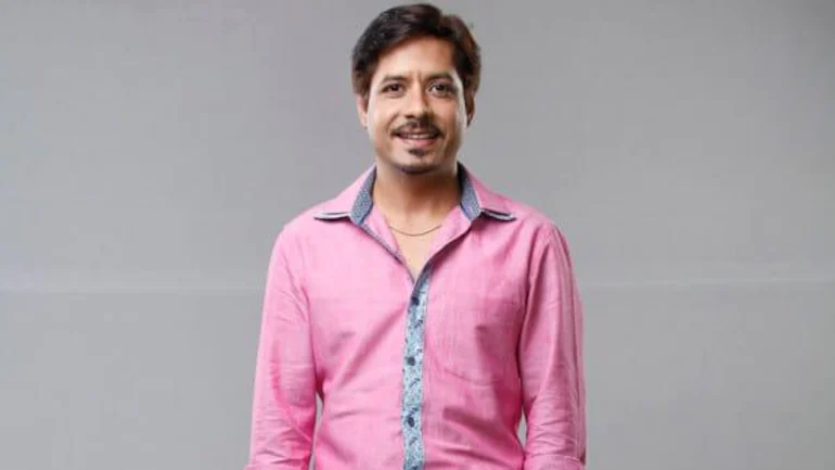 Amit Mistry as Devendra Rathod