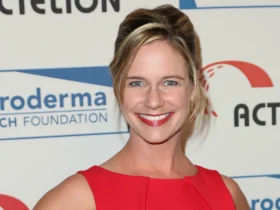 Andrea Barber Biography Height Weight Age Movies Husband Family Salary Net Worth Facts More