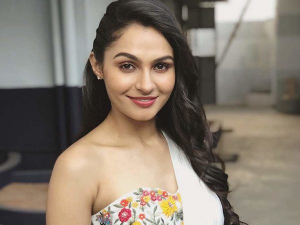 Andrea Jeremiah as Vanathi