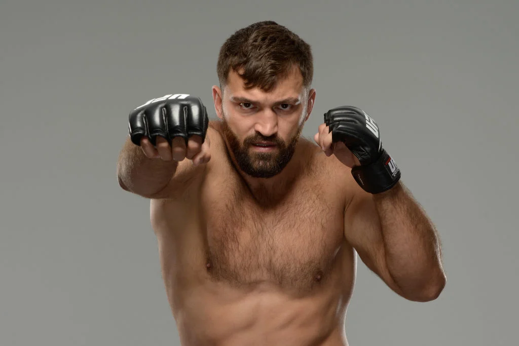 Andrei Arlovski Biography, Height, Weight, Age, Stats, Wife, Salary, Net Worth & More Andrei Arlovski Biography, Height, Weight, Age, Stats, Wife, Salary, Net Worth & More