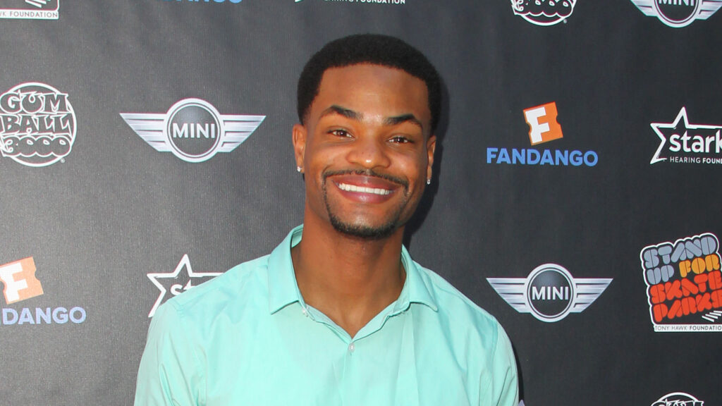 Andrew Bachelor as Taylor Sheridan