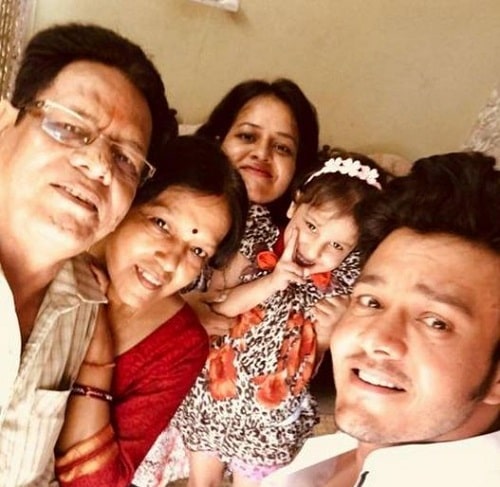 Aniruddh Dave With His Sister