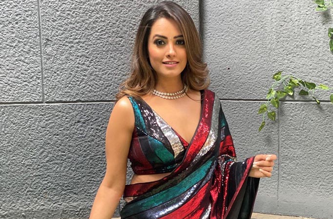 Anita Hassanandani Biography, Height, Age, TV Serials, Husband, Family, Salary, Net Worth, Awards, Photos, Facts & More