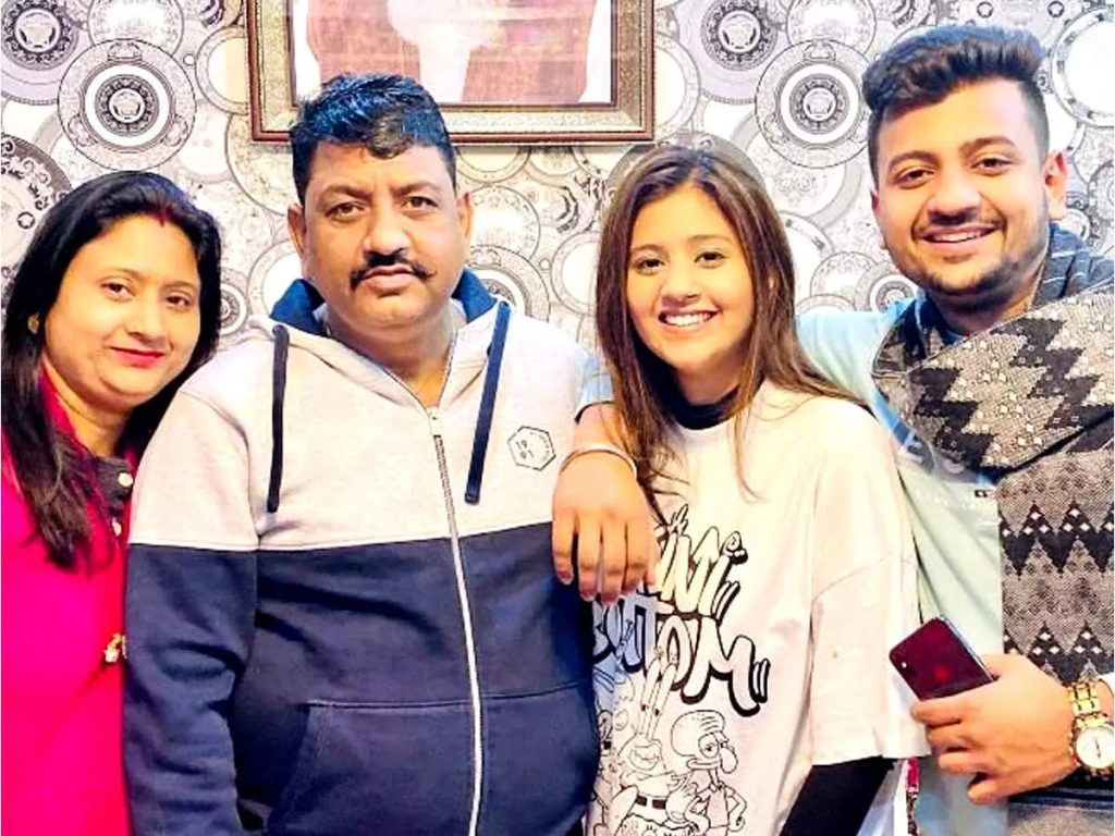 Anjali Arora With Her Family