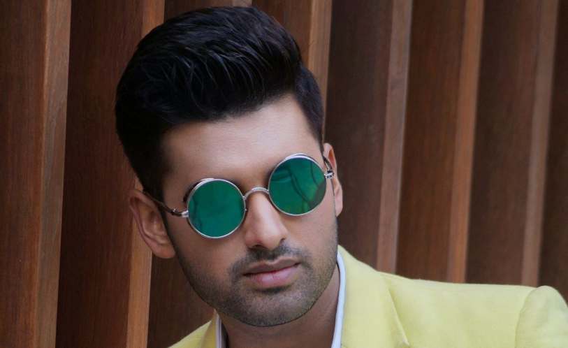 Ankush Hazra as Mr. Das