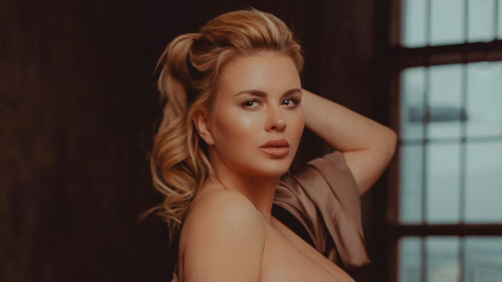 Anna Semenovich beautiful and hottest Russian Women