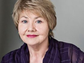 Annette Badland Biography Height Weight Age Movies Husband Family Salary Net Worth Facts More