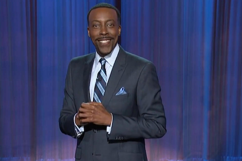 Arsenio Hall reprises his role of Semmi