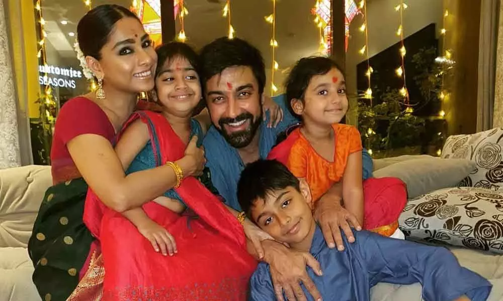 Ashish Chaudhary With his Children