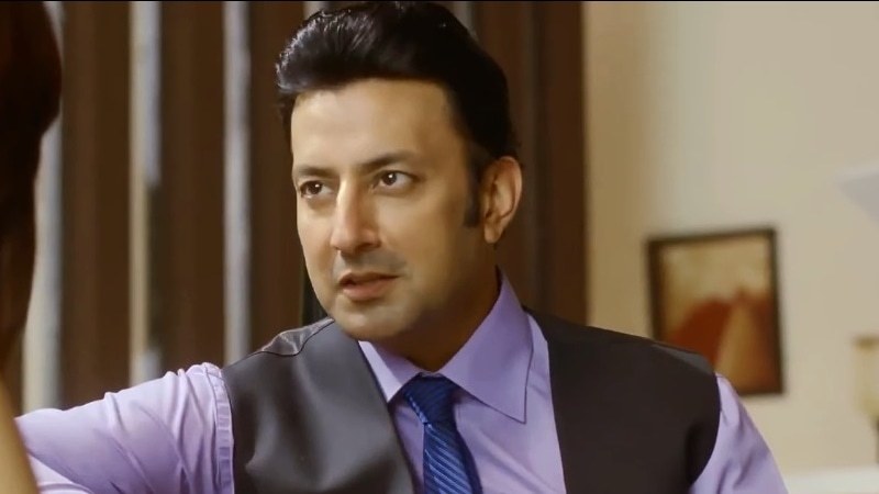 Babar Ali as Isra's father
