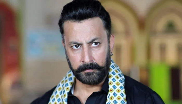 Babar Ali as Khawar
