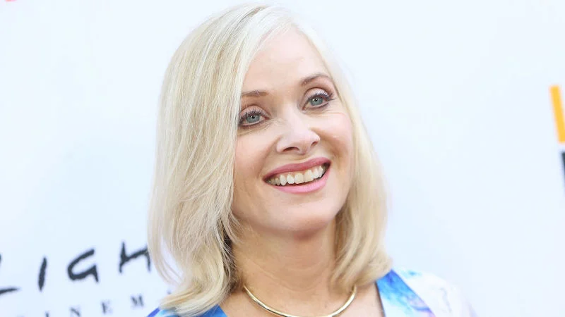 Barbara Crampton Biography, Height, Weight, Age, Movies, Husband, Family, Salary, Net Worth, Facts & More