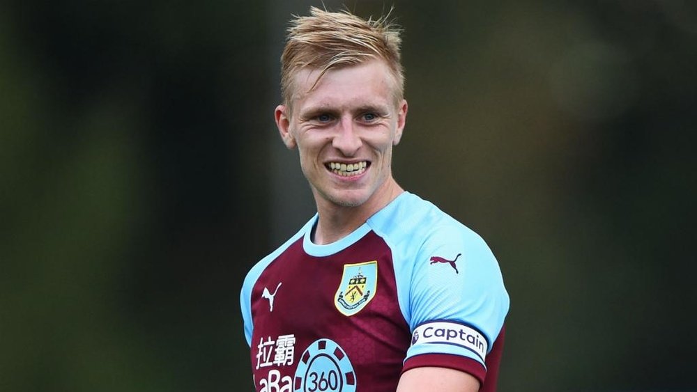 Ben Mee Biography, Height, Weight, Age, Stats, Wife, Salary, Net Worth & More Ben Mee Biography, Height, Weight, Age, Stats, Wife, Salary, Net Worth & More