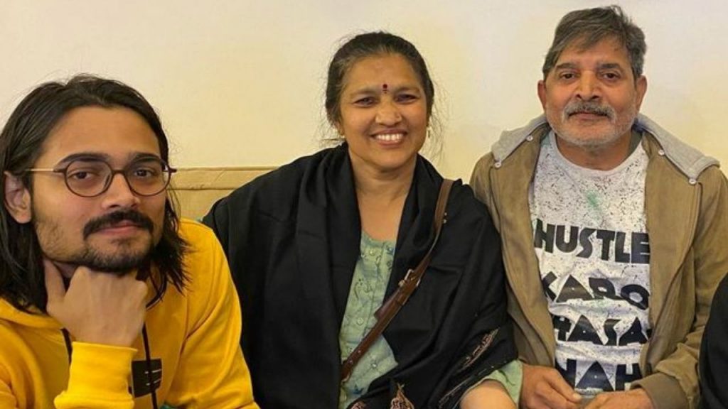 Bhuvan Bam With His Father And Mother