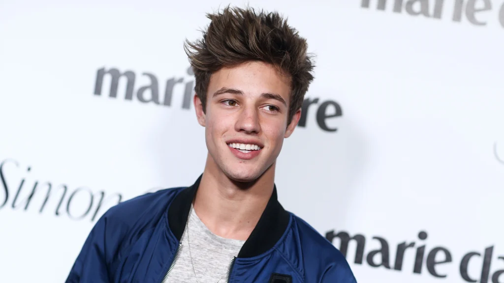 Cameron Dallas Biography, Height, Weight, Age, Movies, Wife, Family, Salary, Net Worth, Facts & More