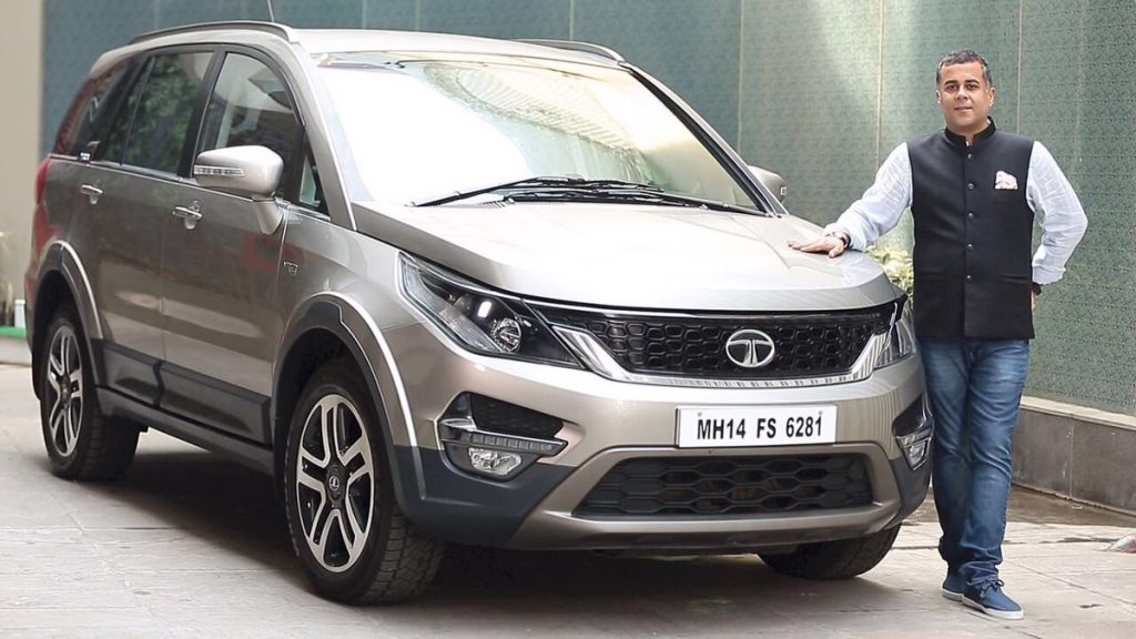 Chetan Bhagat With His Car