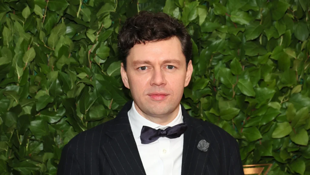 Christian Friedel as Daniel "Zahnlos" ("Toothless") Sluiter