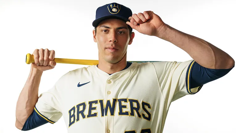 Christian Yelich Biography, Height, Weight, Age, Stats, Wife, Salary, Net Worth & More