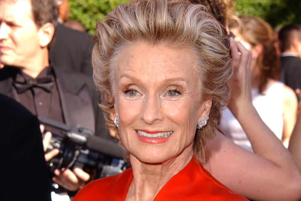 Cloris Leachman as Gran