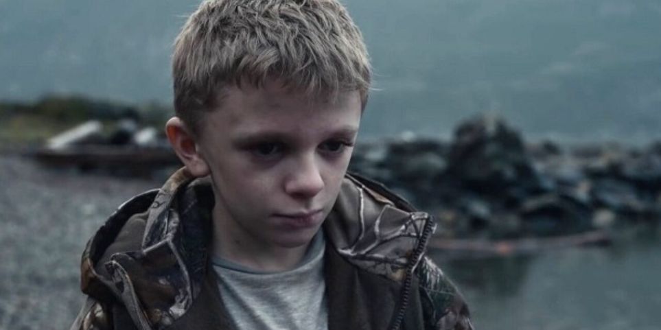 Cody Davis as Clint Owens