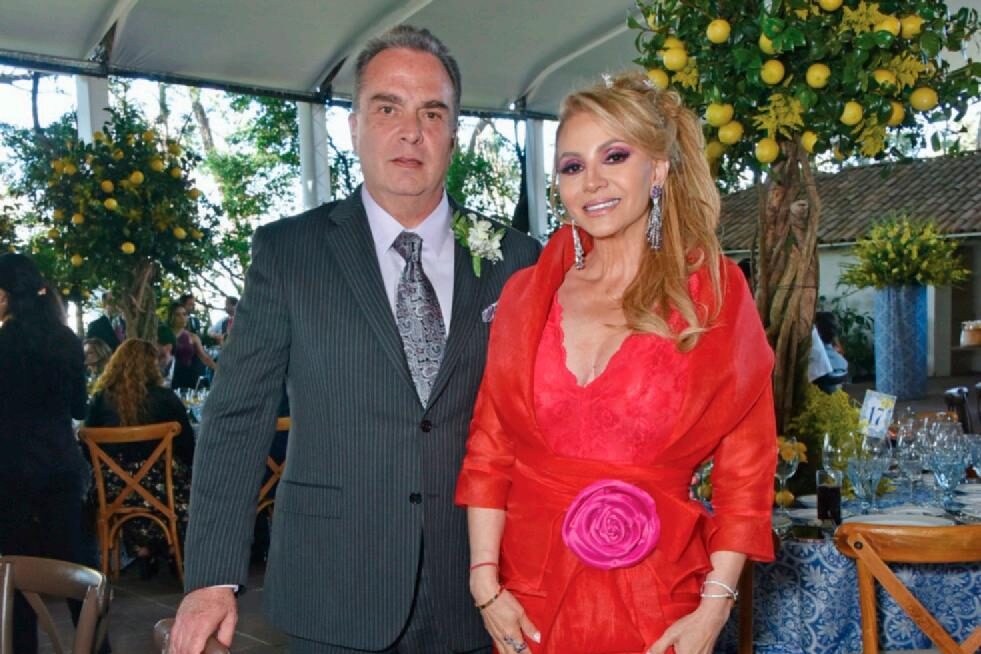 Daniela Castro Biography, Height, Weight, Age, Movies, Husband, Family, Salary, Net Worth, Facts & More Daniela Castro With Gustavo Díaz Ordaz Borja