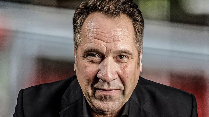 David Seaman Biography Height Weight Age Stats Wife Salary Net Worth More