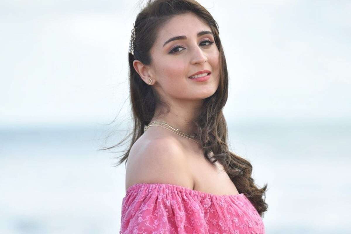 Dhvani Bhanushali1