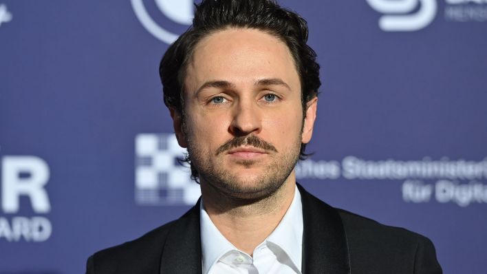 Dimitrij Schaad as Sven Petzold