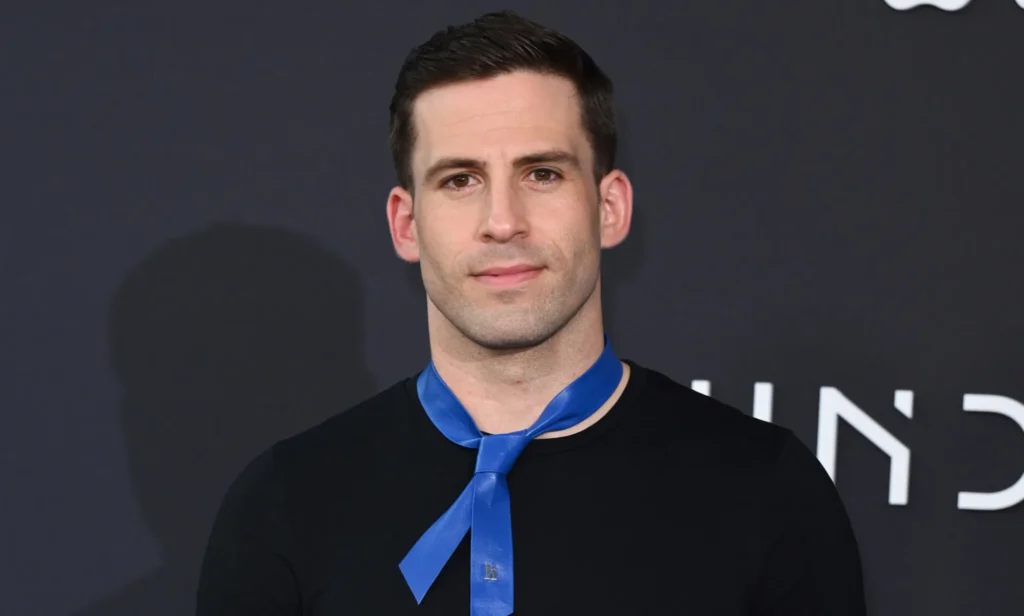 Dino Fetscher as DC Marty McGreggor