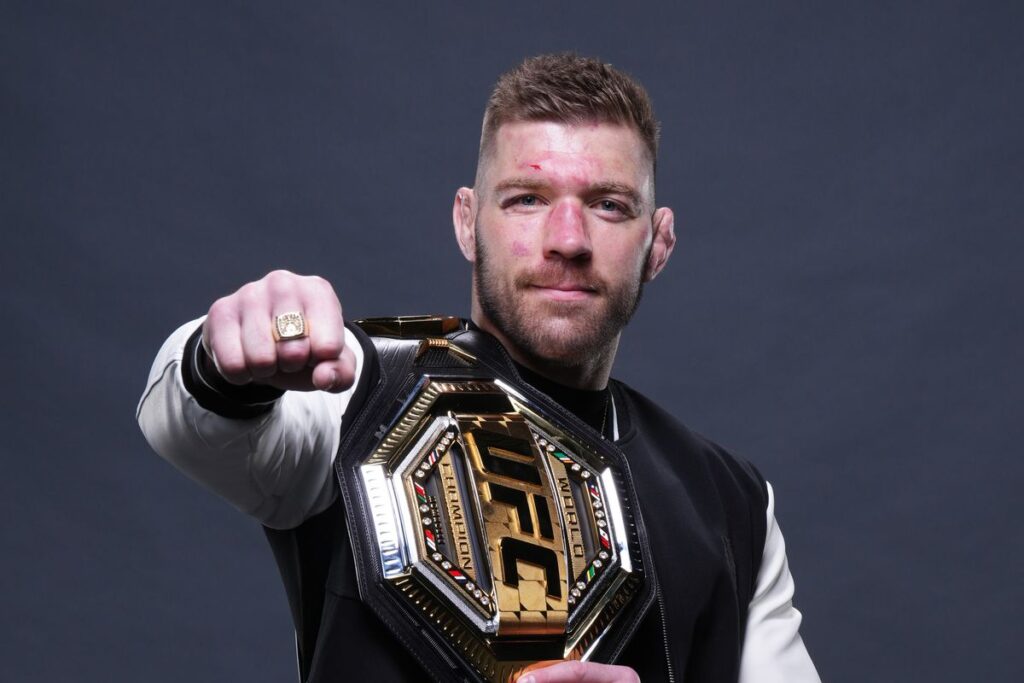 Dricus Du Plessis Biography, Height, Weight, Age, Stats, Wife, Salary, Net Worth & More Dricus Du Plessis Biography, Height, Weight, Age, Stats, Wife, Salary, Net Worth & More