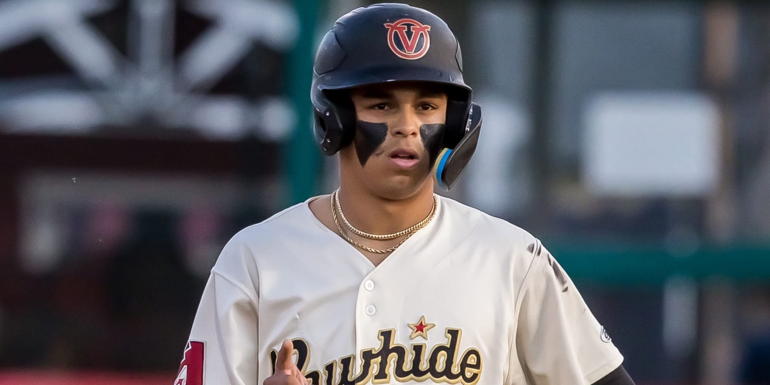 Druw Jones Biography, Height, Weight, Age, Stats, Wife, Salary, Net Worth & More Druw Jones Biography Height Weight Age Stats Wife Salary Net Worth More