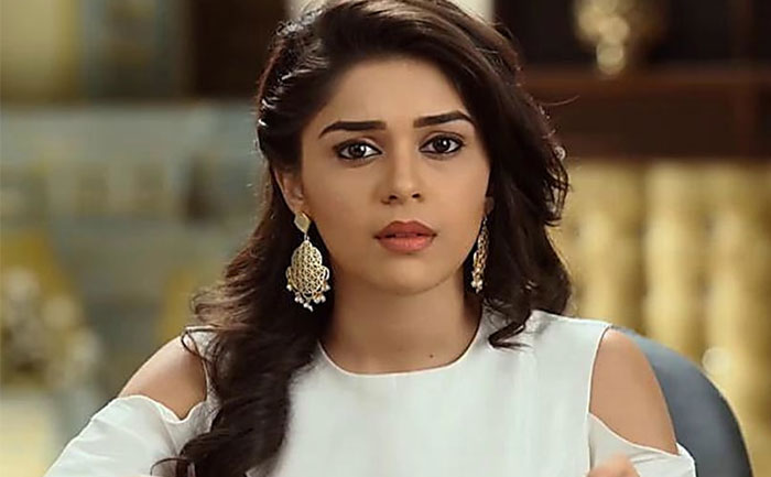 Eisha Singh as Suhaani Sharma Sirf Tum