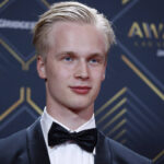 Elias Pettersson Biography Height Weight Age Stats Wife Salary Net Worth More