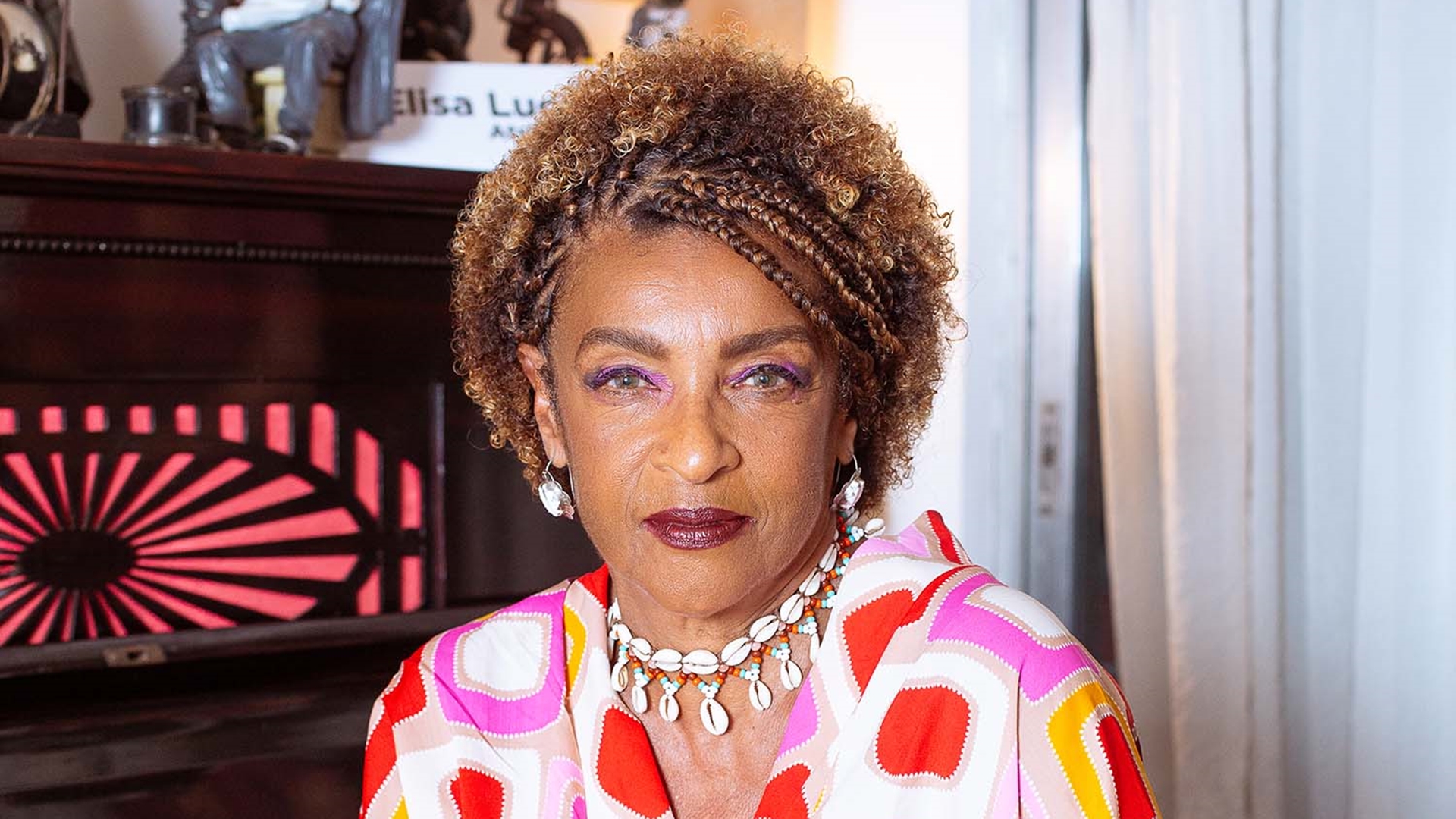 Vai na Fé: Review, Story, Cast, Episodes, Release Date, Budget & More Elisa Lucinda as Marlene Gonzaga