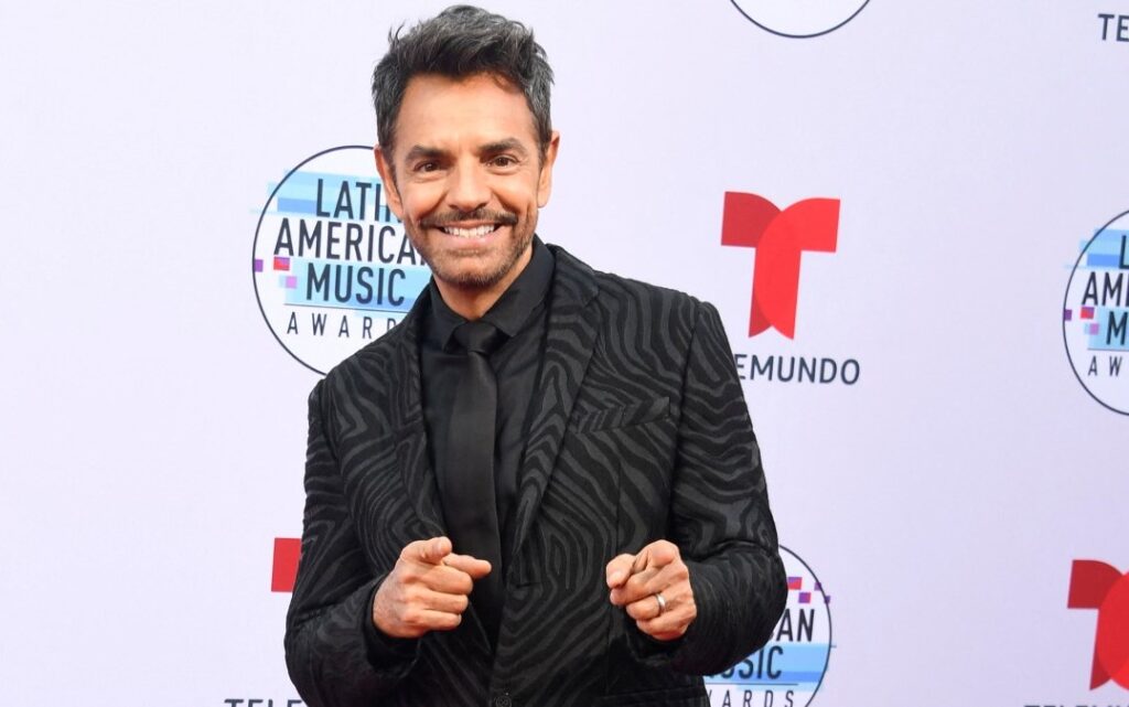 Eugenio Derbez as Bernardo Villalobos / Mr. V