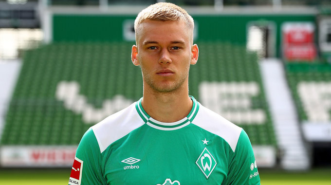 Felix Beijmo Biography, Height, Weight, Age, Stats, Wife, Salary, Net Worth & More