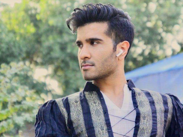 Feroze Khan as Farhad/Feedi Khuda Aur Mohabbat Season 3