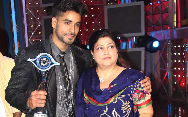 Gautam Gulati With His Mother