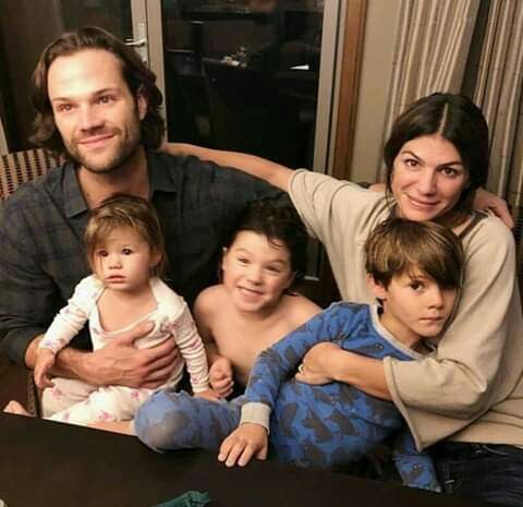 Genevieve Padalecki With Her Children