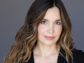 Gina Philips Biography Height Weight Age Movies Husband Family Salary Net Worth Facts More