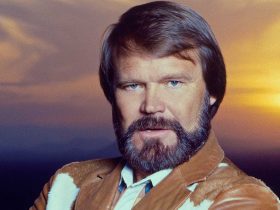 Glen Campbell Biography Height Weight Age Movies Wife Family Salary Net Worth Facts More