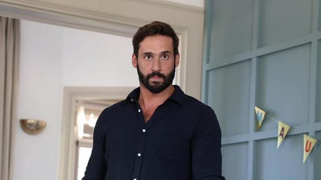 Guillaume Labbé as Maxime "Max" Pauillac